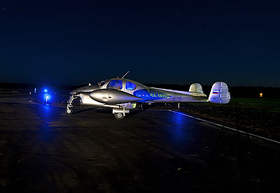 Морава L-200 на перроне аэродрома "Орловка"