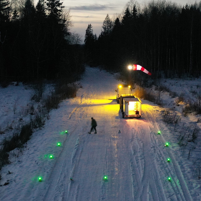 Мобильный комплекс для вертолетной площадки Поляна-24